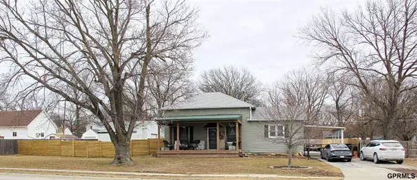 552 N 1st Street, Tecumseh, NE 68450