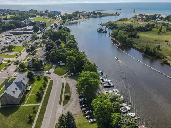 540 Water Street, Manistee, MI 49660