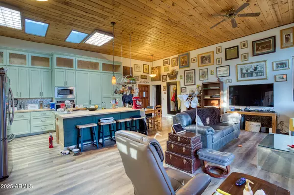 4121 W WILLIS --, Show Low, AZ 85901