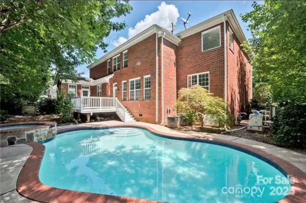 15613 Glen Miro DR, Huntersville, NC 28078