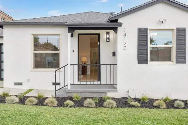 14120 Ocean Gate AVE, Hawthorne, CA 90250