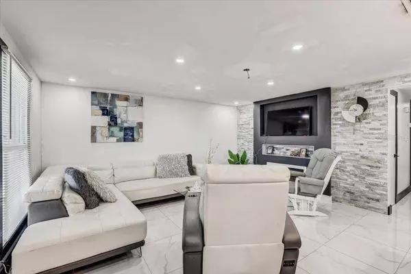 4408 W MINNEHAHA ST, Tampa, FL 33614