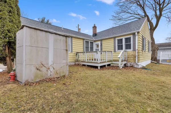 500 Church St, Hartford, WI 53027