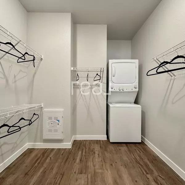 7410 Heuermann Rd, San Antonio, TX 78256-4445