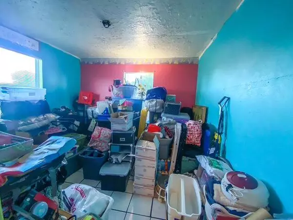 4280 Garand LN, West Palm Beach, FL 33406