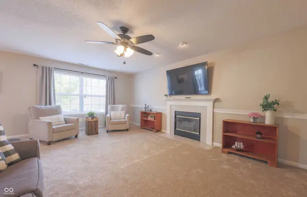 10402 Sun Gold CT, Fishers, IN 46037