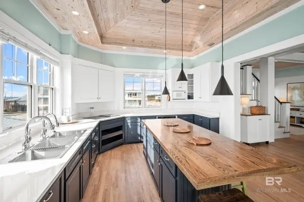 3896 Ponce De Leon Court, Gulf Shores, AL 36542