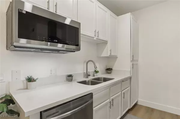 3318 N Decatur Boulevard #1122, Las Vegas, NV 89130