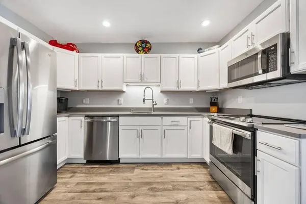 2 Kinney AVE #2, Old Orchard Beach, ME 04064