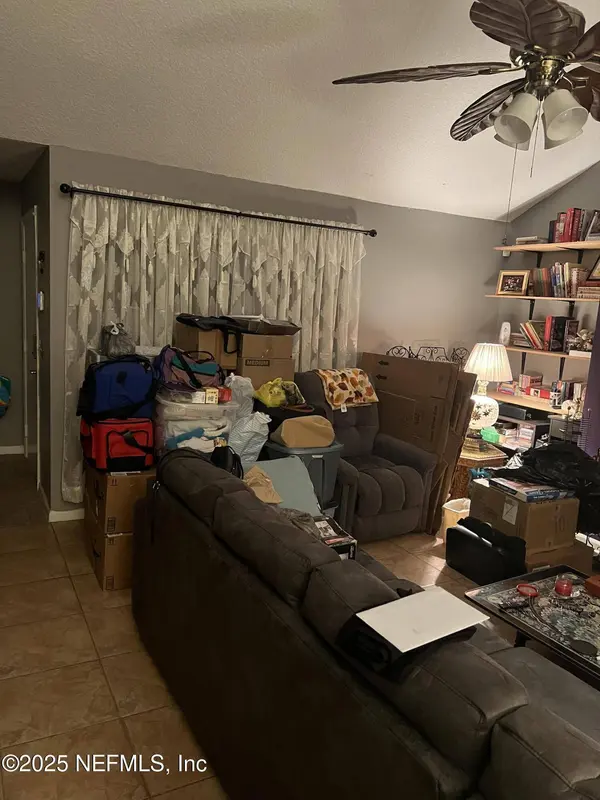 1902 WOOD HILL PL, Jacksonville, FL 32256