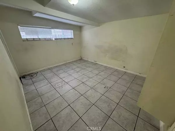 1600 Freeman AVE, Long Beach, CA 90804