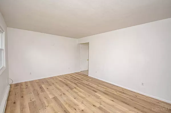 820 Ashtree Dr, Eaton, OH 45320