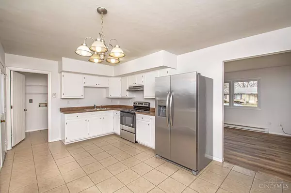 820 Ashtree Dr, Eaton, OH 45320