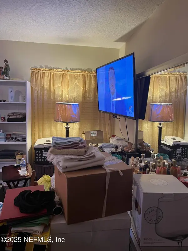 1902 WOOD HILL PL, Jacksonville, FL 32256