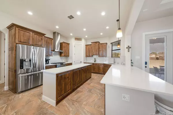 113 WESTFIELD VW, La Vernia, TX 78121-5726