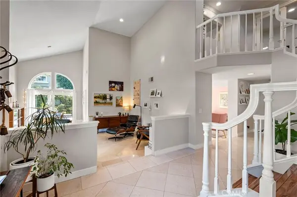 24 Cedarlake #49, Irvine, CA 92614