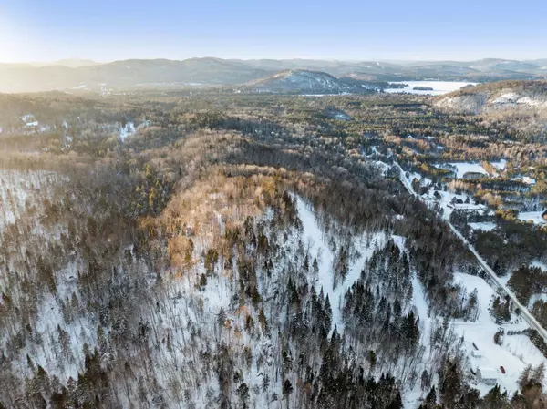 400 8e Rang, Mont-tremblant, QC J8E1X1