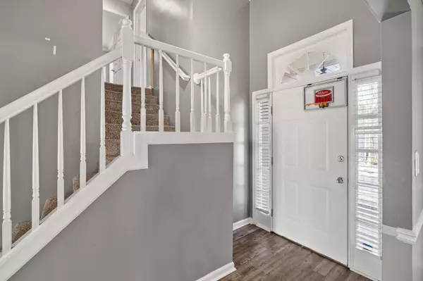 1934 Hobson Ct SW, Marietta, GA 30064-4828