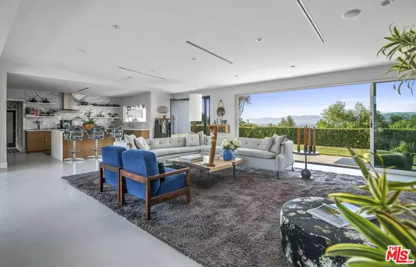 11472 Laurelcrest Rd, Studio City, CA 91604