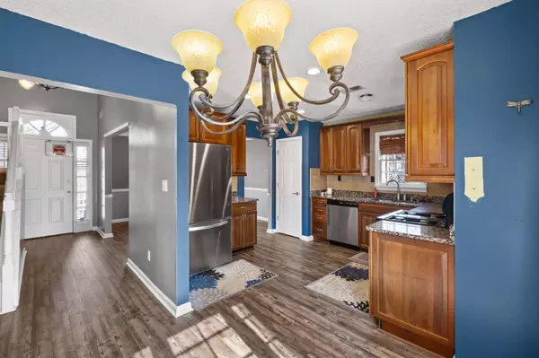 1934 Hobson Ct SW, Marietta, GA 30064-4828