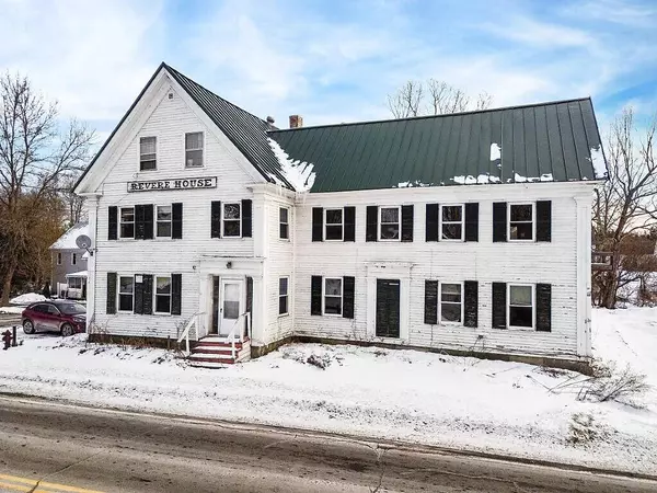 335 Main ST, Vassalboro, ME 04989