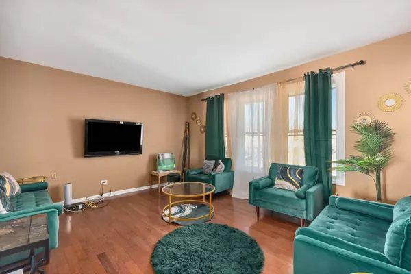 535 EMERSON Circle, Bolingbrook, IL 60440