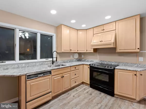 418 WEDGEWOOD DR, Turnersville, NJ 08012