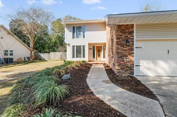 2317 Canal Drive, Niceville, FL 32578