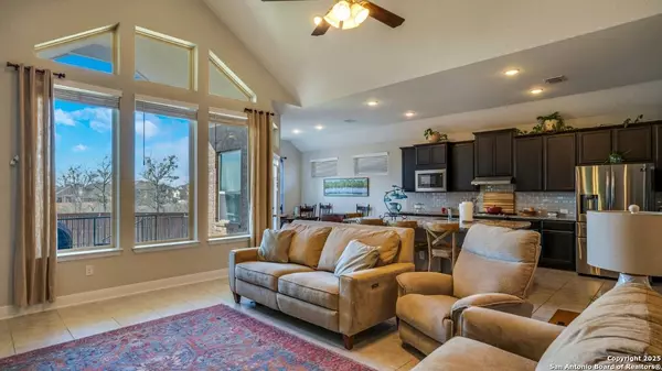 709 Oitavos Street, Schertz, TX 78108