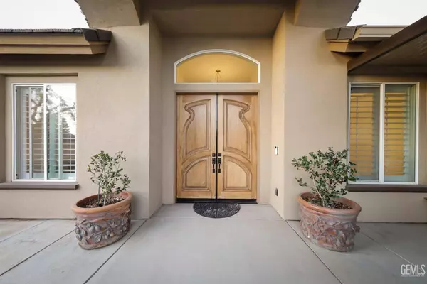 9240 Brunello Court, Bakersfield, CA 93314