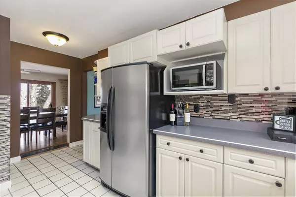 1850 Winmoor CT, Sleepy Hollow, IL 60118