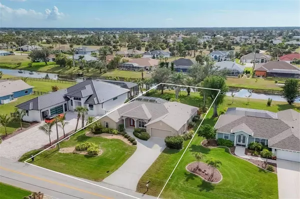 604 BOUNDARY BLVD, Rotonda West, FL 33947