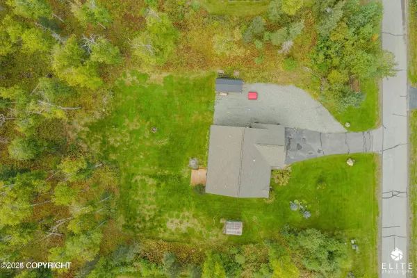 5911 S Hanson LOOP, Wasilla, AK 99623