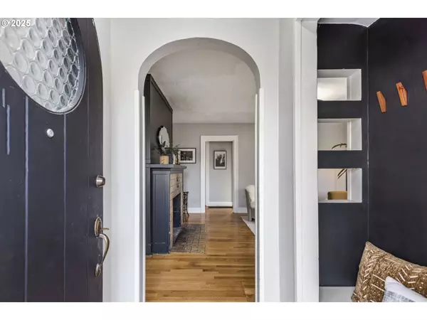 7128 N LEONARD ST, Portland, OR 97203