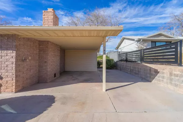 162 S 200 E, Washington, UT 84780