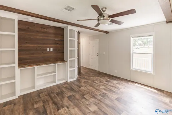 260 County Road 1219, Falkville, AL 35622