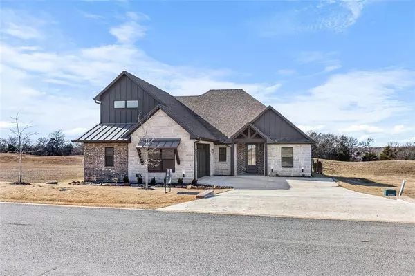 241 Pasadera Circle, Gordonville, TX 76245