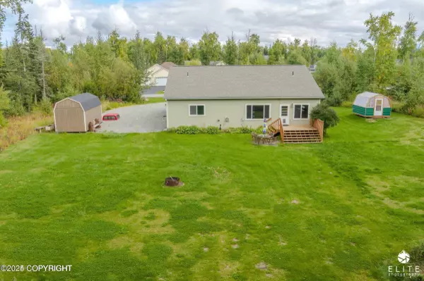 5911 S Hanson LOOP, Wasilla, AK 99623