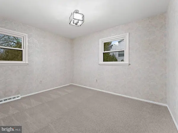 418 WEDGEWOOD DR, Turnersville, NJ 08012