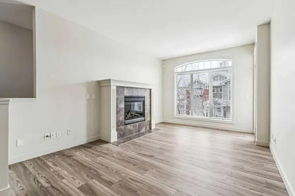 8000 Wentworth DR SW #303, Calgary, AB T3H 5K8