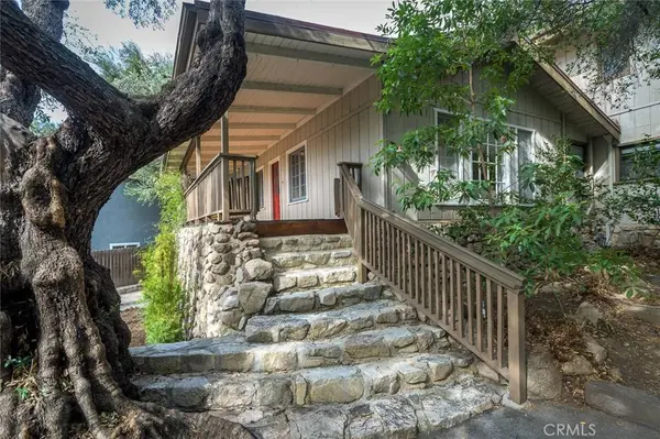 2529 Olive AVE, La Crescenta, CA 91214