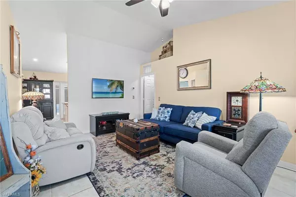 444 SW 21st ST, Cape Coral, FL 33991