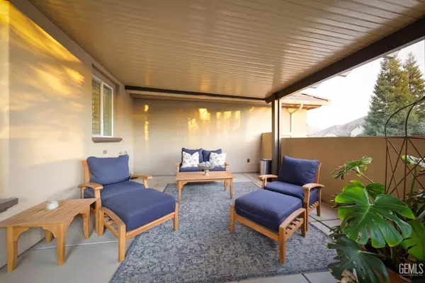 9240 Brunello Court, Bakersfield, CA 93314