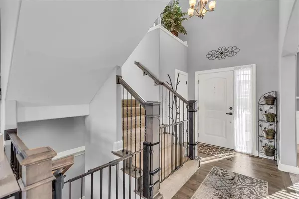 19018 W 169th ST, Olathe, KS 66062