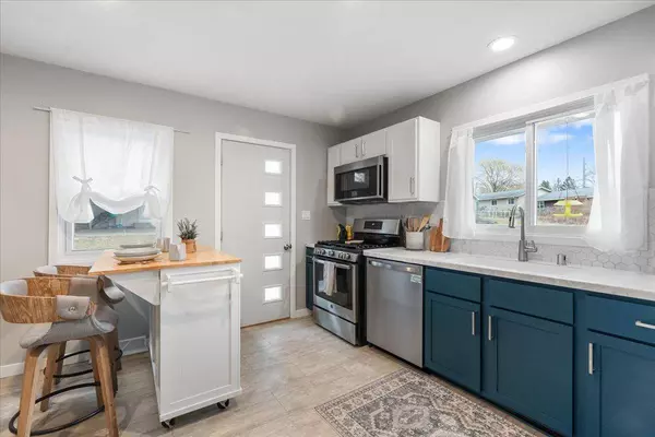 1018 Pine Street, Sun Prairie, WI 53590