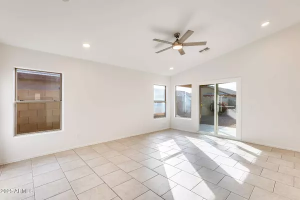 11825 W FLANAGAN Street, Avondale, AZ 85323