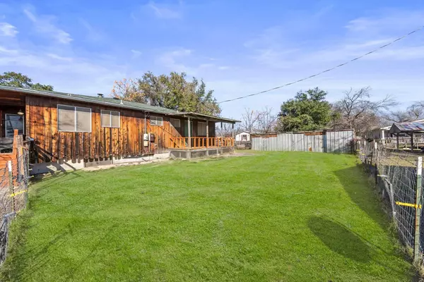 1137 Iroquois DR, Burnet, TX 78611