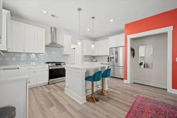 1669 Indy Dr, North Charleston, SC 29405