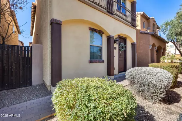 2061 E HEARTWOOD Lane, Phoenix, AZ 85022