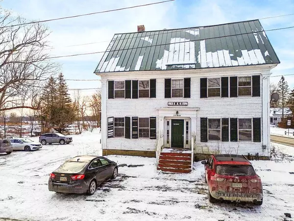 335 Main ST, Vassalboro, ME 04989